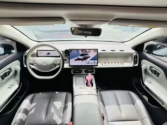 Leapmotor B01 — Фото автомобиля 8