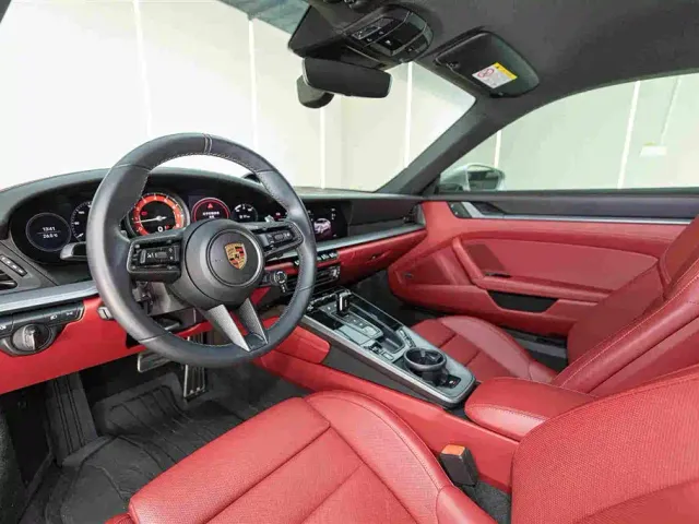 Porsche 911 — Фото автомобиля 15