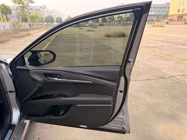 Toyota Camry — Фото автомобиля 14