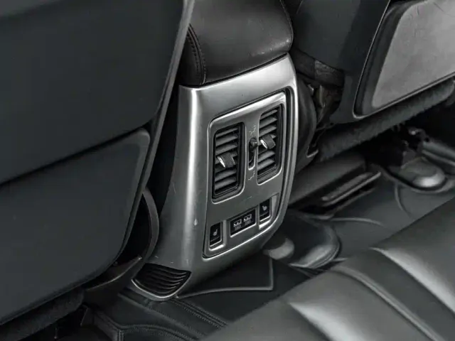 Jeep Grand Cherokee — Фото автомобиля 27