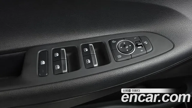 Hyundai Grandeur Новый Grandeur IG 3.0 LPi (Для проката) — Фото автомобиля 28