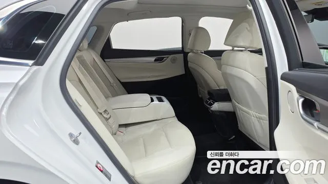 Hyundai Grandeur Grandeur (New) — Фото автомобиля 17