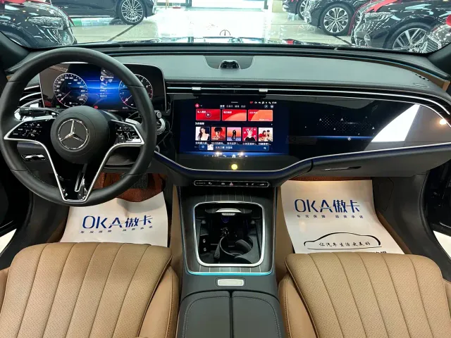 Mercedes-Benz E-Class — Фото автомобиля 13