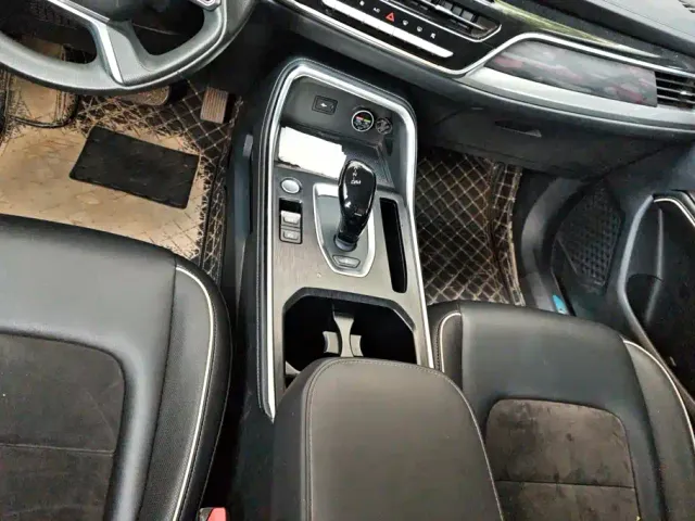 Haval H6 — Фото автомобиля 16