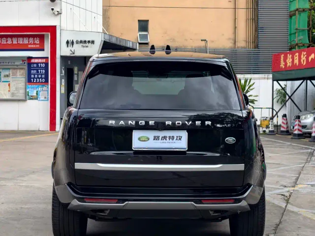 Land Rover Range Rover — Фото автомобиля 9
