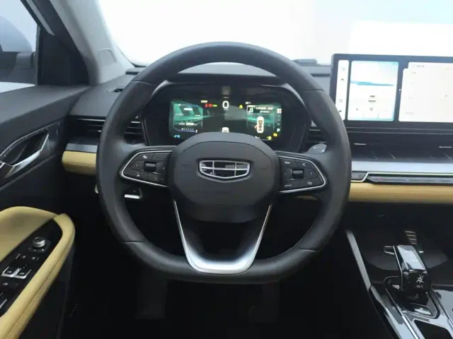 Geely Emgrand L — Фото автомобиля 15
