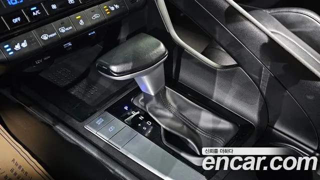 Hyundai Avante — Фото автомобиля 9