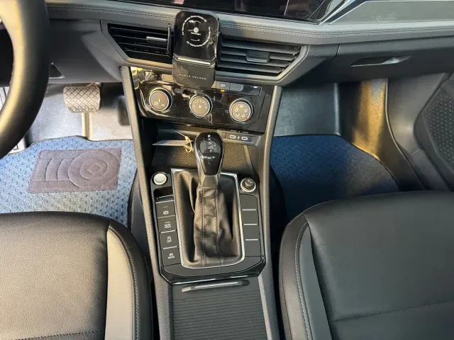 Volkswagen Sagitar — Фото автомобиля 10