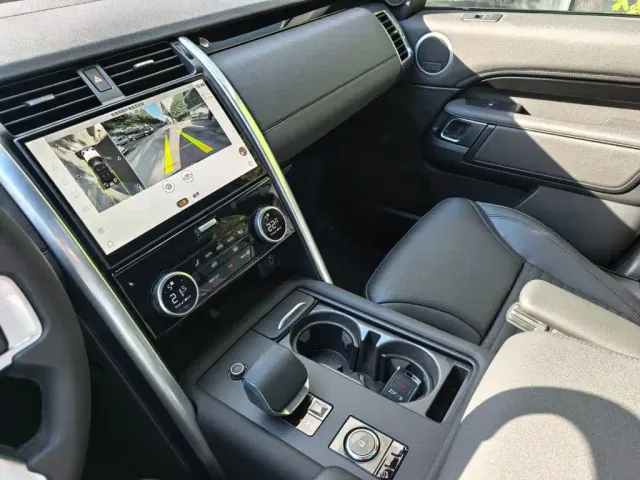 Land Rover Discovery — Фото автомобиля 6