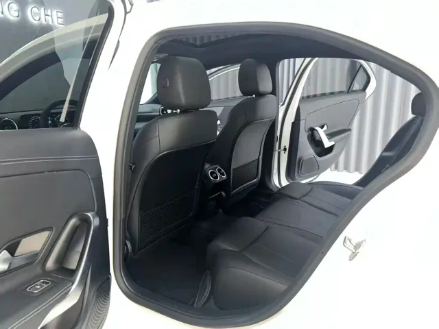 Mercedes-Benz A-Class — Фото автомобиля 9