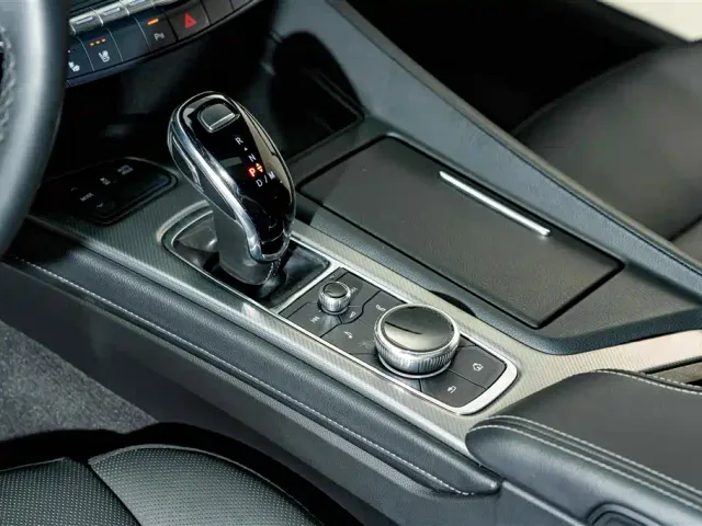Cadillac CT5 — Фото автомобиля 11