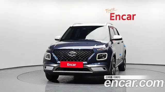 Hyundai Venue — Фото автомобиля 3