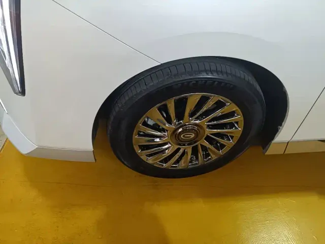GAC Trumpchi M8 — Фото автомобиля 22