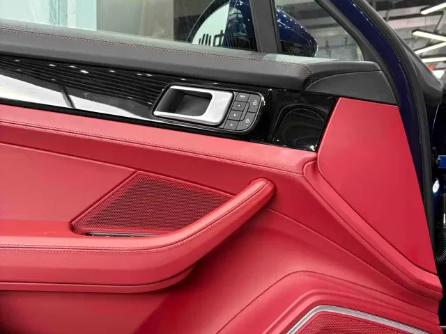 Porsche Panamera — Фото автомобиля 14