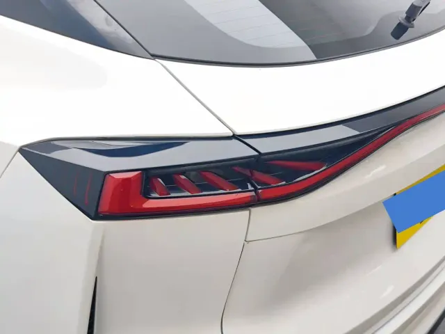Changan UNI-Z — Фото автомобиля 8