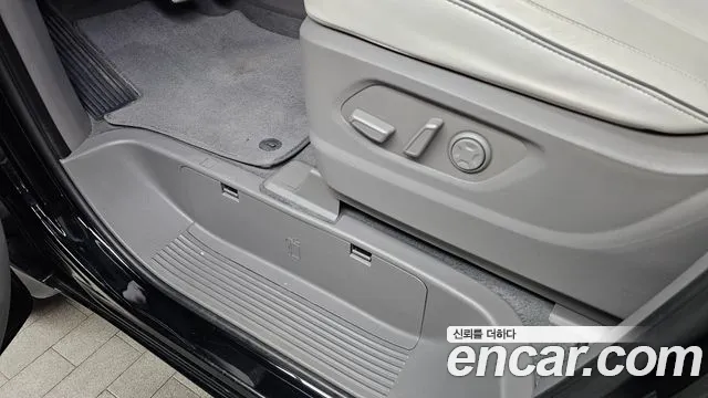 Hyundai Staria — Фото автомобиля 24