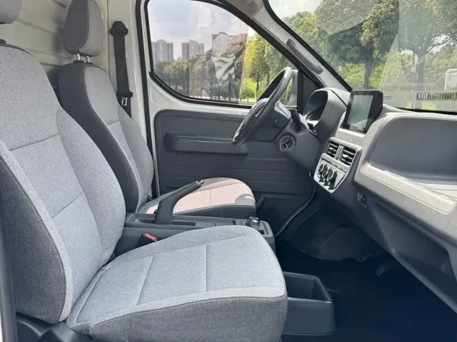 Wuling Yangguang — Фото автомобиля 11