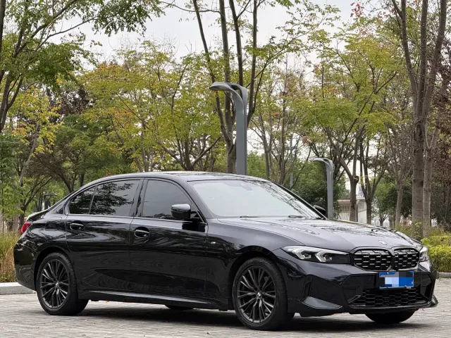 BMW 3 Series — Фото автомобиля 3