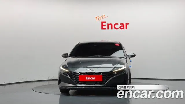 Hyundai Avante CN7 — Фото автомобиля 3