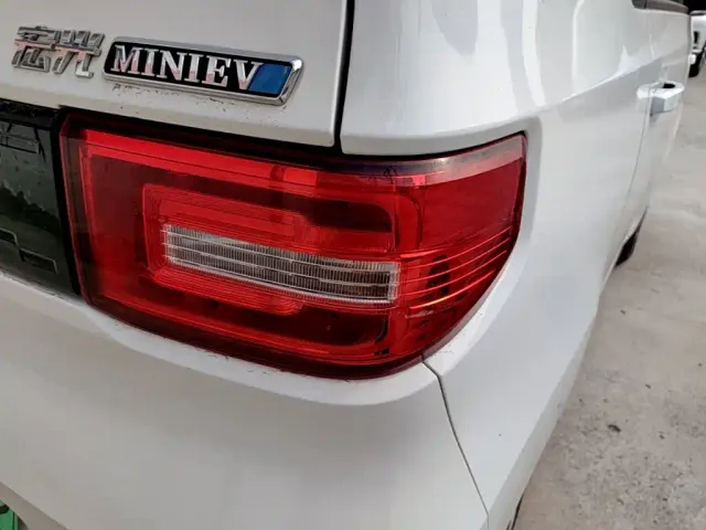 Wuling Hongguang Mini EV — Фото автомобиля 7