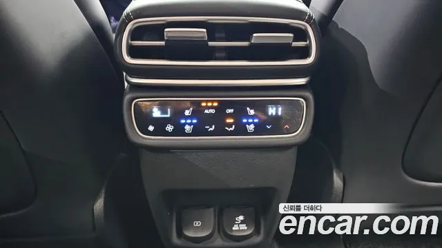 Genesis GV80 — Фото автомобиля 17