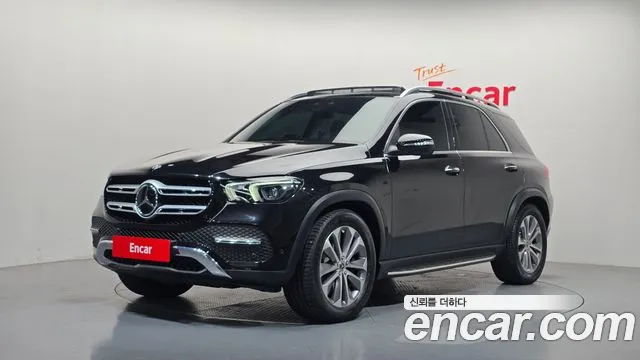 Фотография автомобиля — Mercedes-Benz GLE-Class