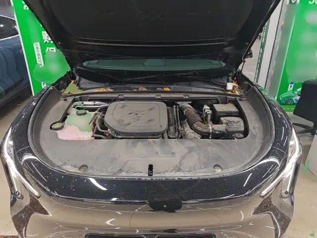 IM Motors LS6 — Фото автомобиля 24