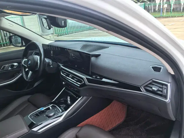 BMW i3 — Фото автомобиля 14