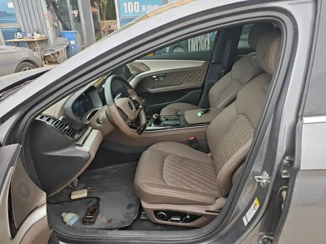 BYD Han — Фото автомобиля 14