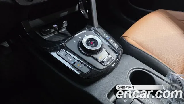 Kia Seltos New — Фото автомобиля 9