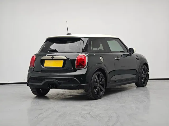 MINI Hatch — Фото автомобиля 4