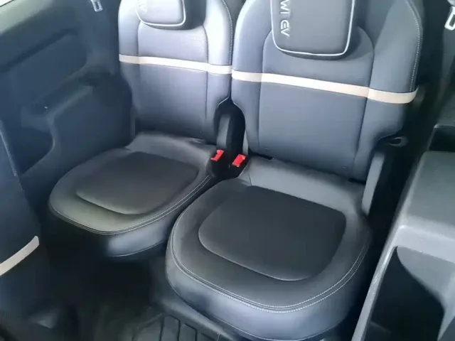 Baojun KiWi EV — Фото автомобиля 16