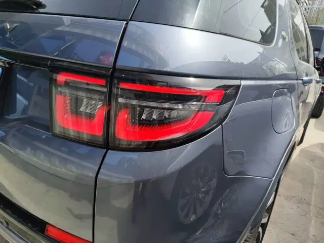 Land Rover Discovery Sport — Фото автомобиля 23