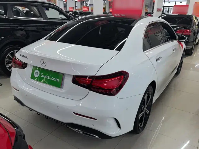 Mercedes-Benz A-Class — Фото автомобиля 13