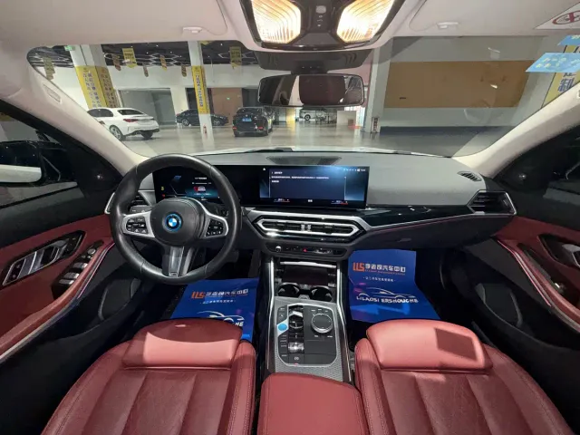 BMW i3 — Фото автомобиля 8