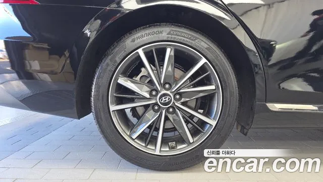 Hyundai Grandeur New — Фото автомобиля 5