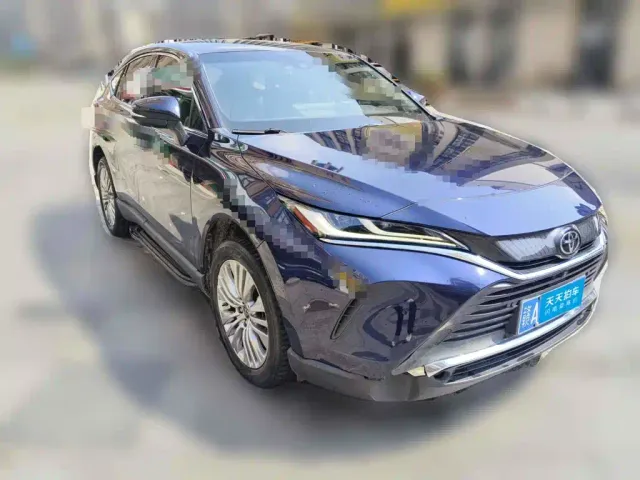 Toyota Harrier — Фото автомобиля 3
