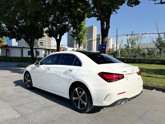 Mercedes-Benz A-Class — Фото автомобиля 4