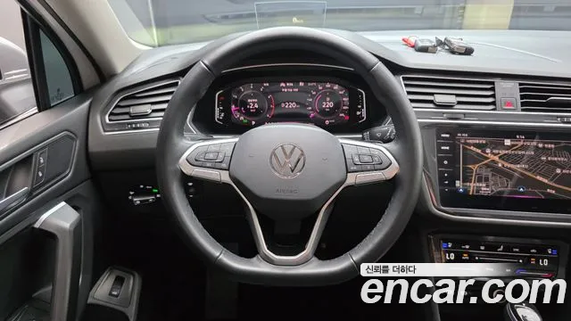 Volkswagen Tiguan — Фото автомобиля 11