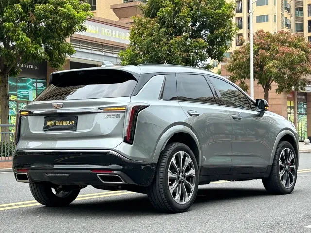 Cadillac XT5 — Фото автомобиля 6
