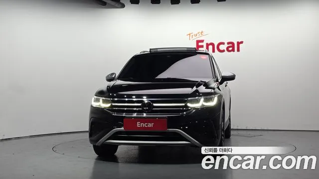 Volkswagen Tiguan — Фото автомобиля 3