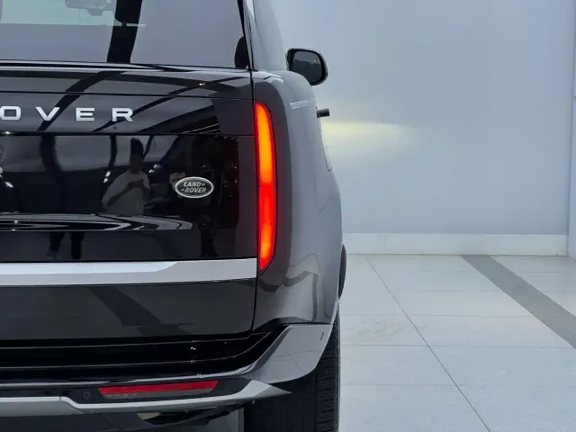 Land Rover Range Rover — Фото автомобиля 3