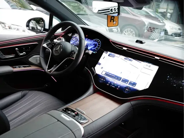 Mercedes-Benz EQS — Фото автомобиля 12