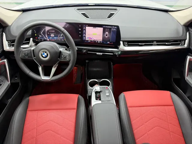BMW X1 — Фото автомобиля 10