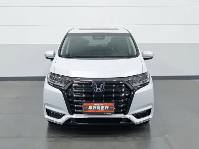 Honda Elysion — Фото автомобиля 3