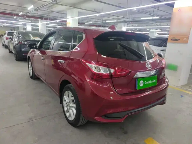 Nissan Tiida — Фото автомобиля 4