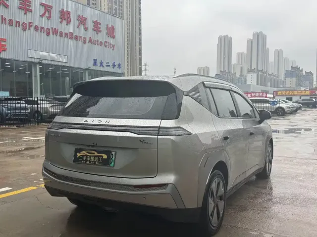 GAC Aion Y — Фото автомобиля 7