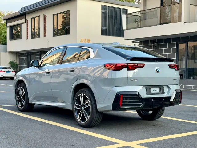 BMW X2 — Фото автомобиля 5