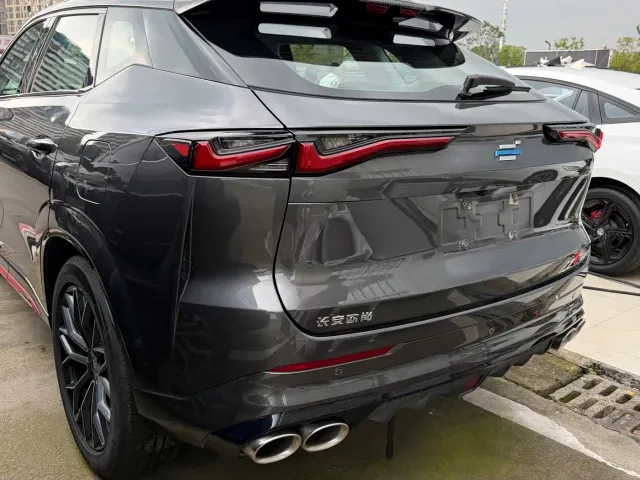 Changan Oshan Changan Oshan Z6 2022 Blue Whale 1.5T DCT Intelligent Enjoyment — Фото автомобиля 13