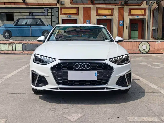 Audi A4L — Фото автомобиля 2